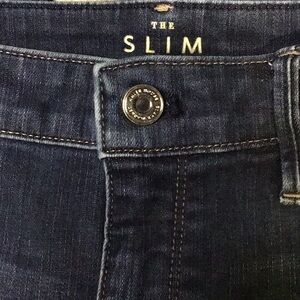 White House Black Market The Slim Size 6 Denim Jeans Inseam 27.5"   sac749